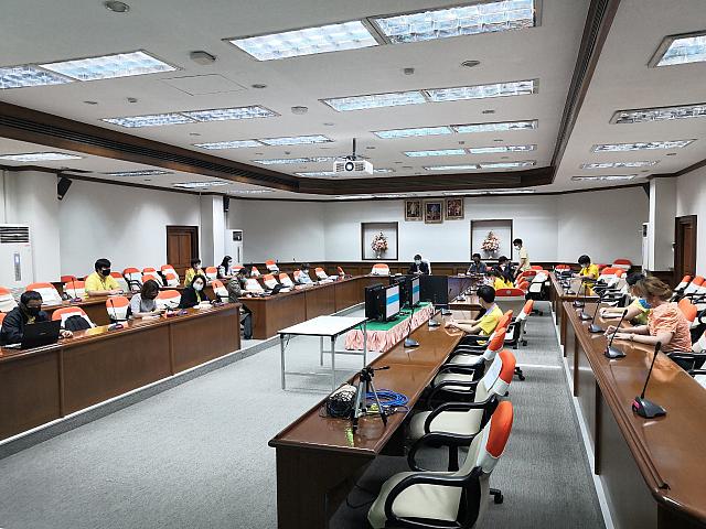 อบรมการใช้ tele conference ๒๐๐๔๒๒ 0011