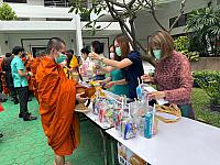 ทำบุญตักบาตรปีใหม่ 2566